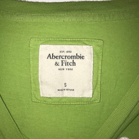 Abercrombie & Fitch green women’s tee shirt S - Picture 4 of 5